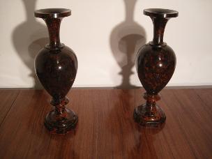  serpentine vases view
